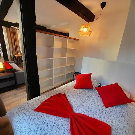 Andra Mari Apartamentu Turistikoak Daire