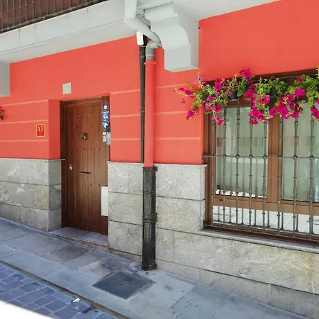 Andra Mari Apartamentu Turistikoak