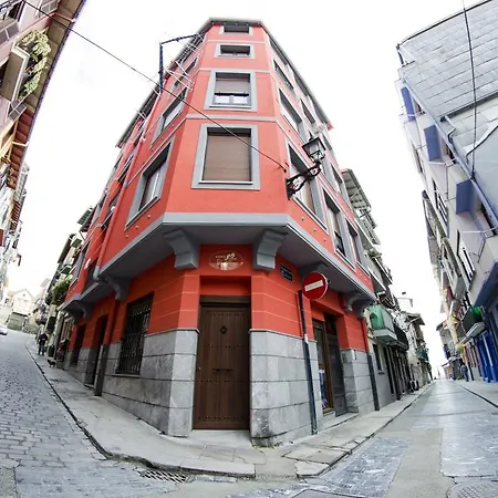 Andra Mari Apartamentu Turistikoak ברמאו