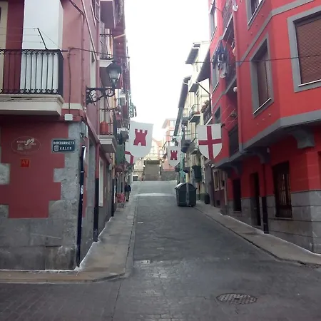 Daire Andra Mari Apartamentu Turistikoak Bermeo