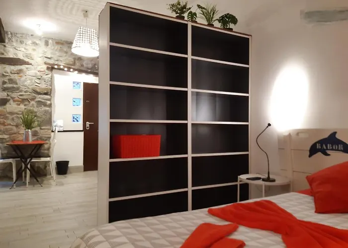 Andra Mari Apartamentu Turistikoak