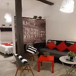 Andra Mari Apartamentu Turistikoak