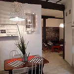 Andra Mari Apartamentu Turistikoak * Bermeo