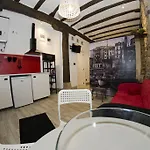 Andra Mari Apartamentu Turistikoak * Bermeo