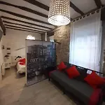 Apartament Andra Mari Apartamentu Turistikoak *
