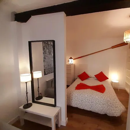 Andra Mari Apartamentu Turistikoak