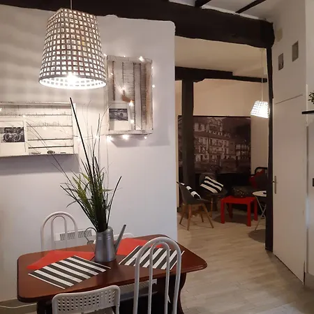 Andra Mari Apartamentu Turistikoak * Bermeo