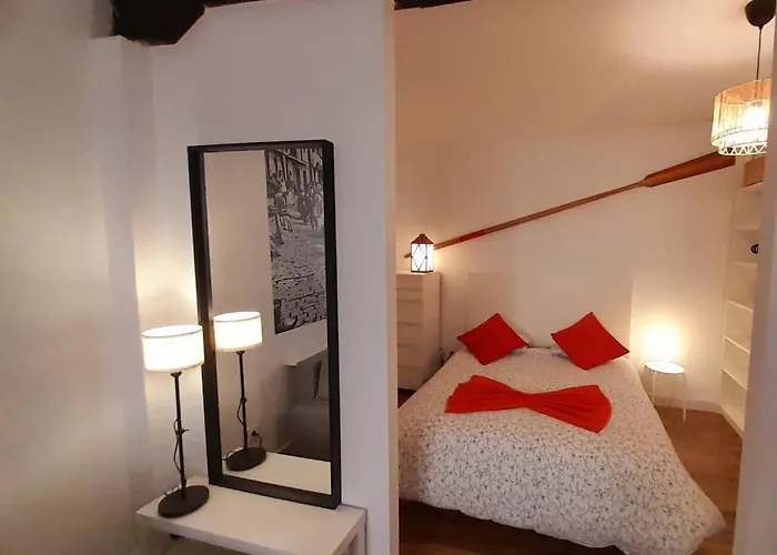 Andra Mari Apartamentu Turistikoak