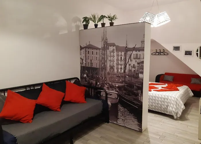 Andra Mari Apartamentu Turistikoak